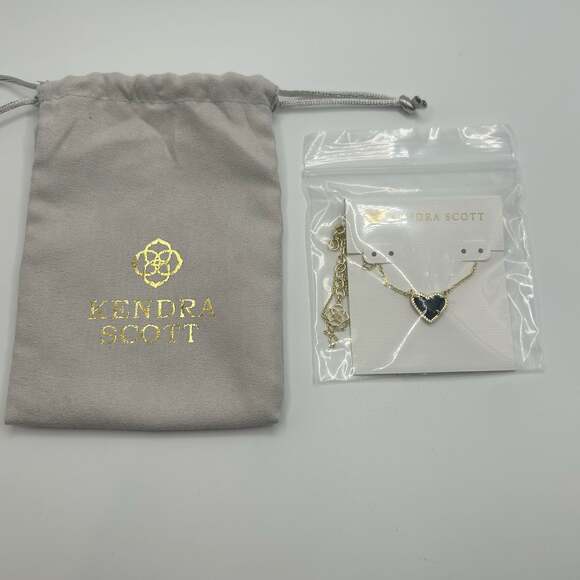 Kendra Scott Jewelry - Dainty Gold Heart Pendant Necklace Black Stone 18k Plated Womens 16-18 Inch